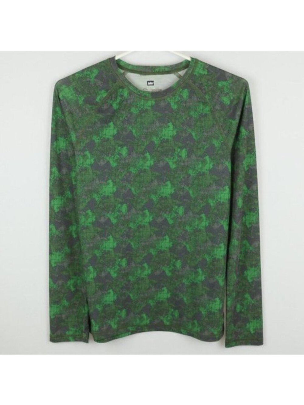 REI Boys XL Green Gray Crewneck Lightweight Long Sleeve Base Layer Athletic Tee